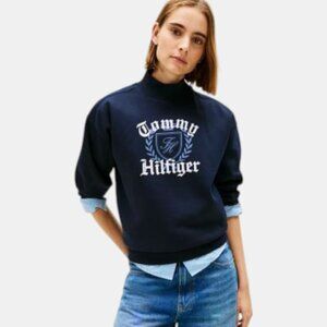 TOMMY HILFIGER VARSITY CREST SWEATSHIRT NWT